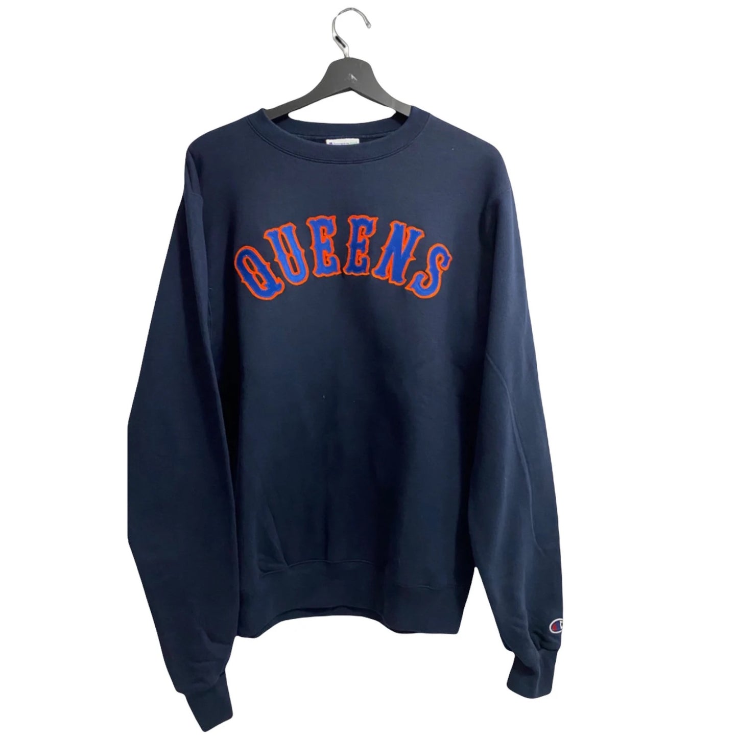 QUEENS Classic SWEATER